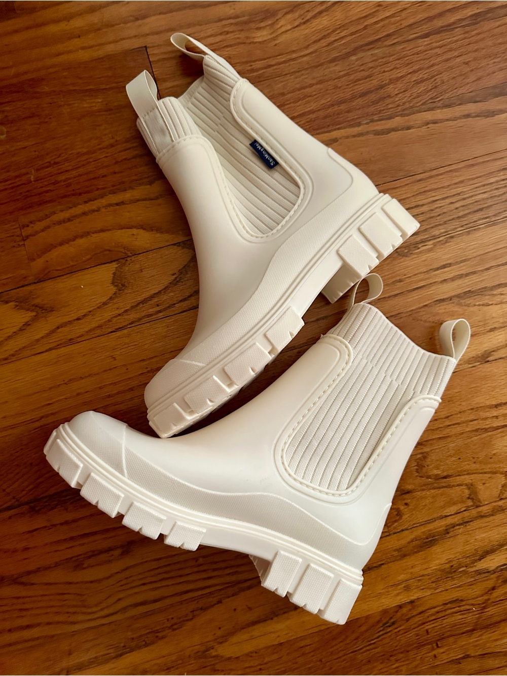Cream Chunky Chelsea Rain Boots